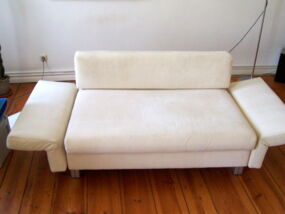 Schlafsofa weiß gereinigt