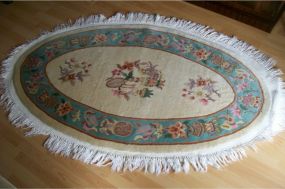 Ein gewaschener China Teppich aus Schurwolle. Diesee Kundin gehört zu unseren langjährigen Kunden, die alle 3 Jahre ihre Teppich bei uns waschenlässt. Sie empfindet unser Preise als angemessen.
